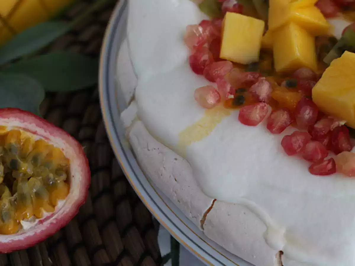 Łatwa pavlova z owocami egzotycznymi - zdjęcie 5
