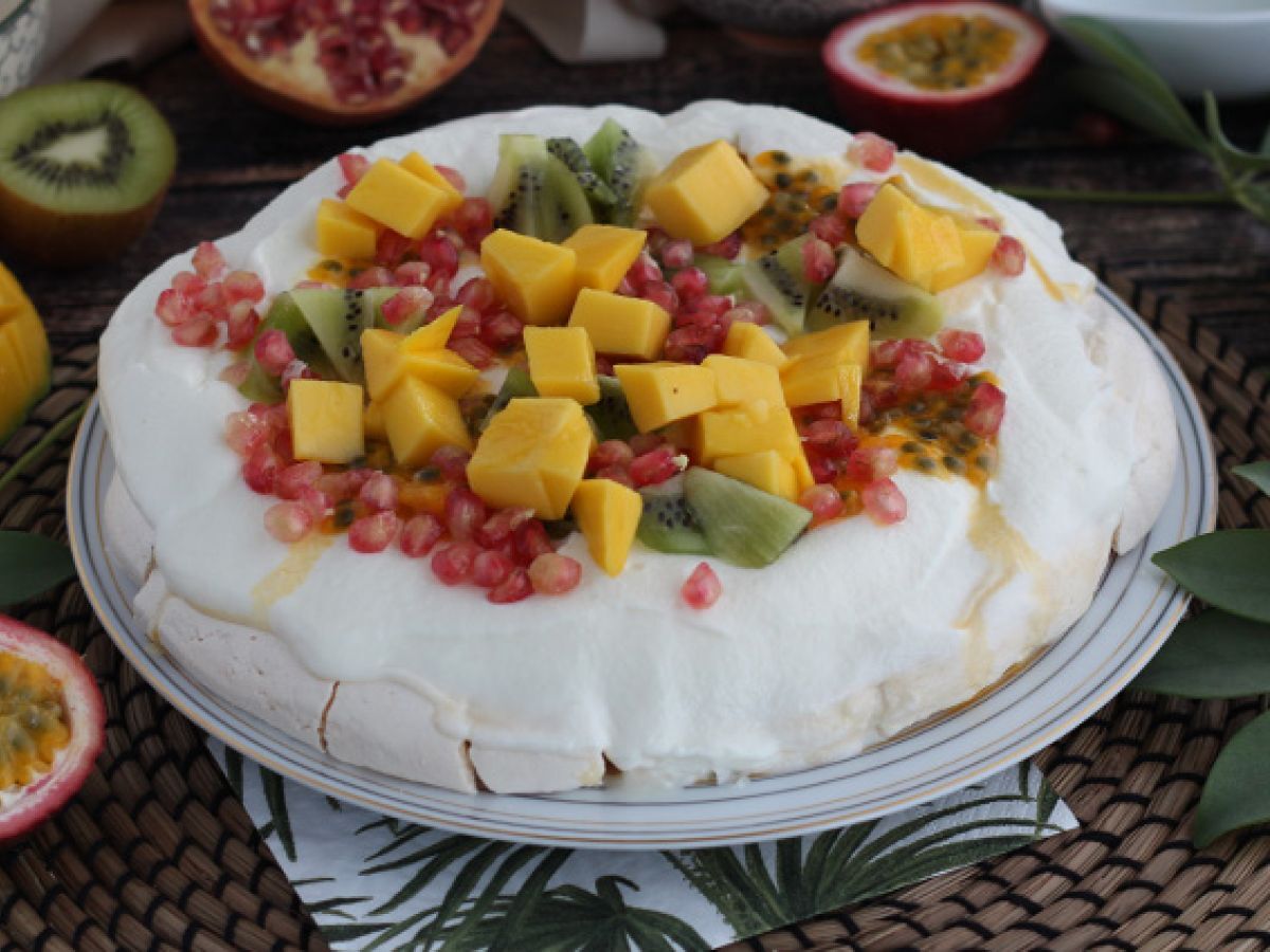 Łatwa pavlova z owoców egzotycznych - zdjęcie 3