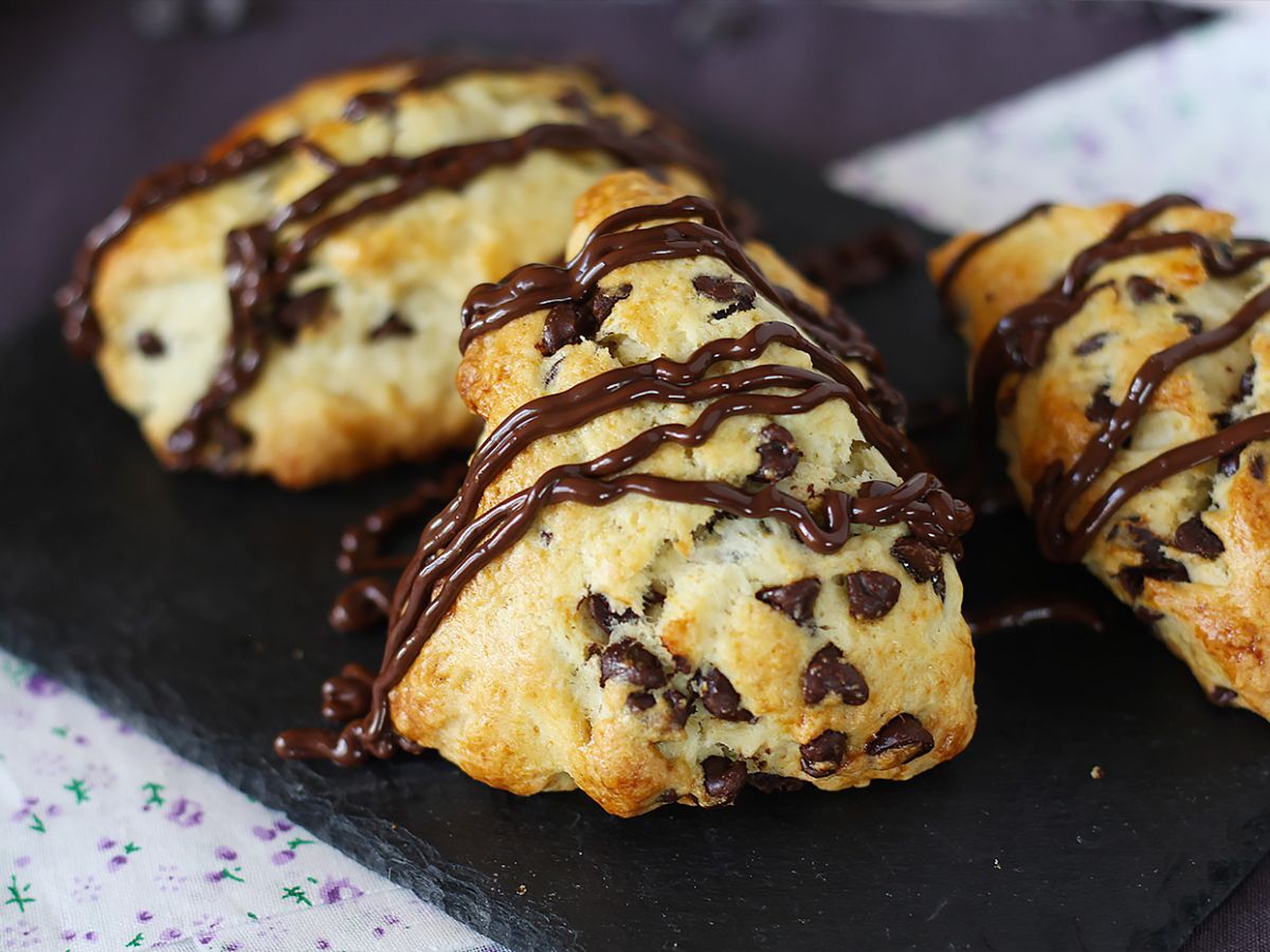 Łatwe i bardzo puszyste scones czekoladowe - zdjęcie 2