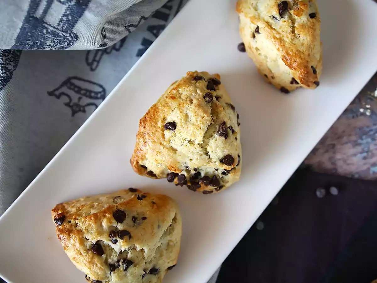 Łatwe i bardzo puszyste scones czekoladowe - zdjęcie 5