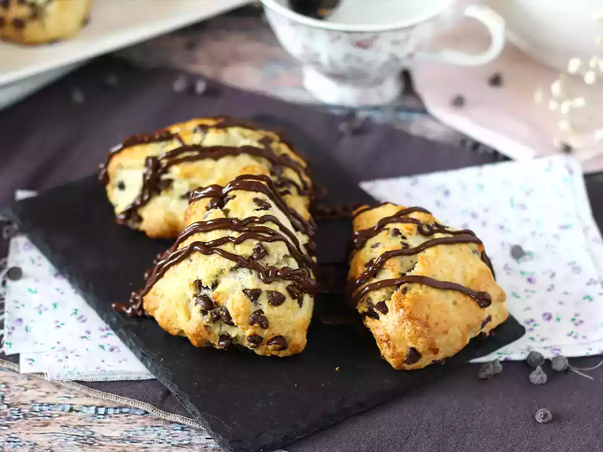 Łatwe i bardzo puszyste scones czekoladowe - zdjęcie 6