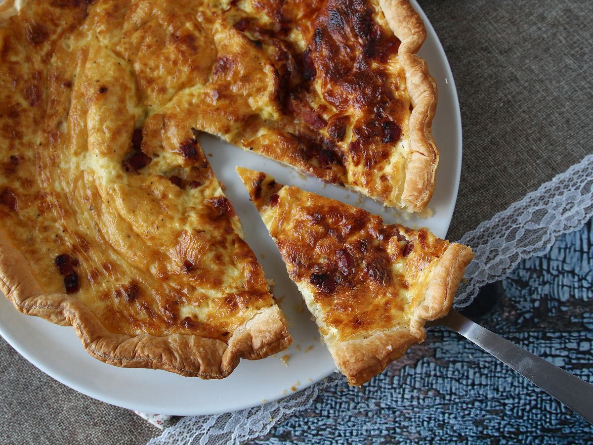Łatwy przepis na domową quiche lorraine - zdjęcie 2