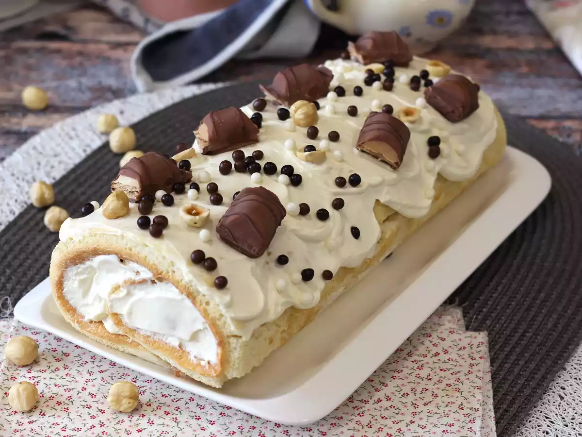 Łatwy roladek o smaku Kinder Bueno, idealny jako tort urodzinowy lub jako bûche na Boże Narodzenie! - zdjęcie 4