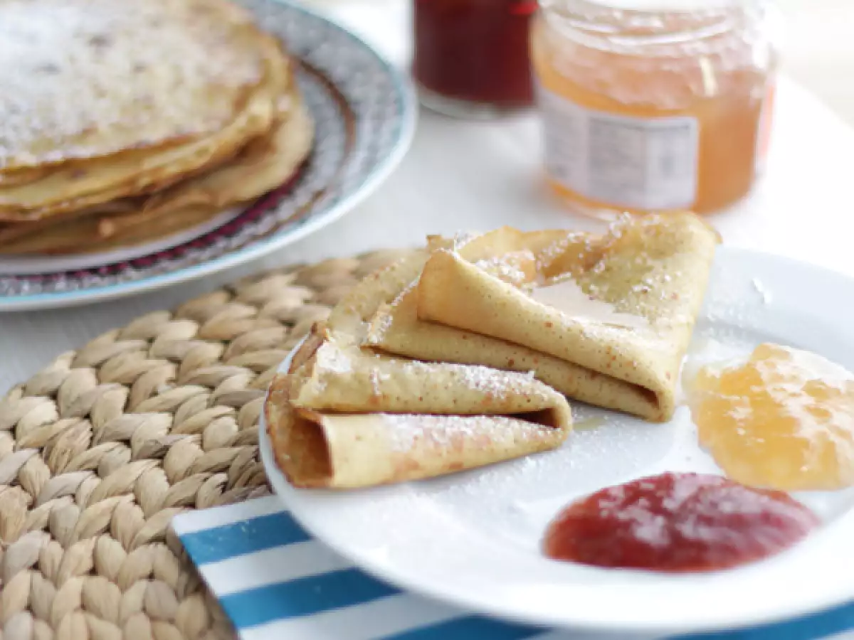 Lekkie naleśniki bez glutenu i mleka - zdjęcie 2