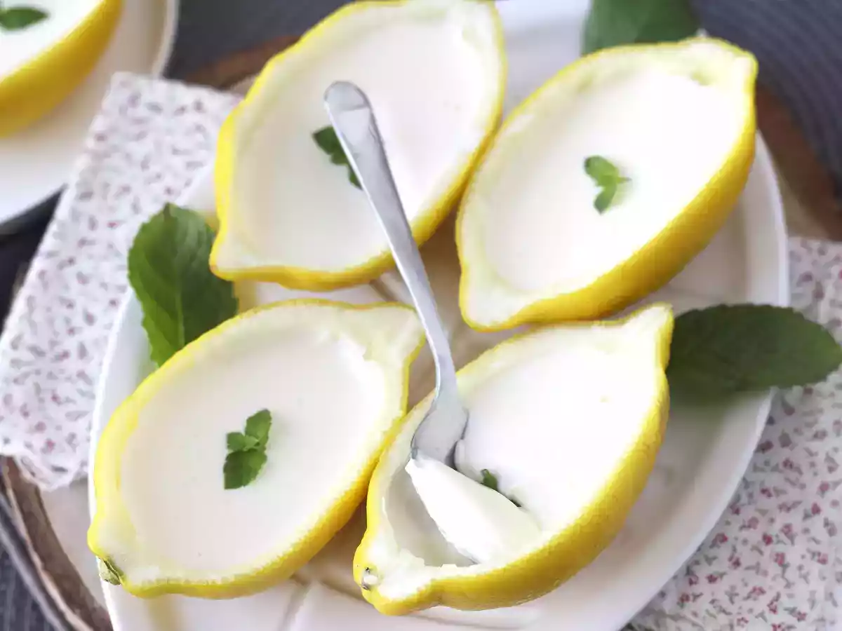 Lemon Posset - cytrynowy deser bez pieczenia, który pokochasz - zdjęcie 7