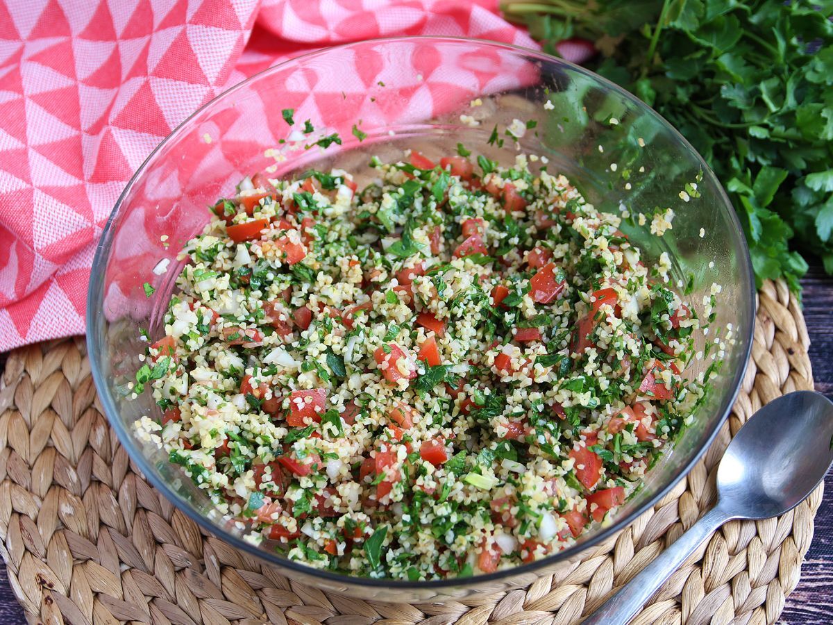Libański tabbouleh, hiper aromatyczny i świeży, jak lubimy - zdjęcie 3