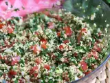 Libańskie tabbouleh – aromatyczna i orzeźwiająca sałatka, zdjęcie 1
