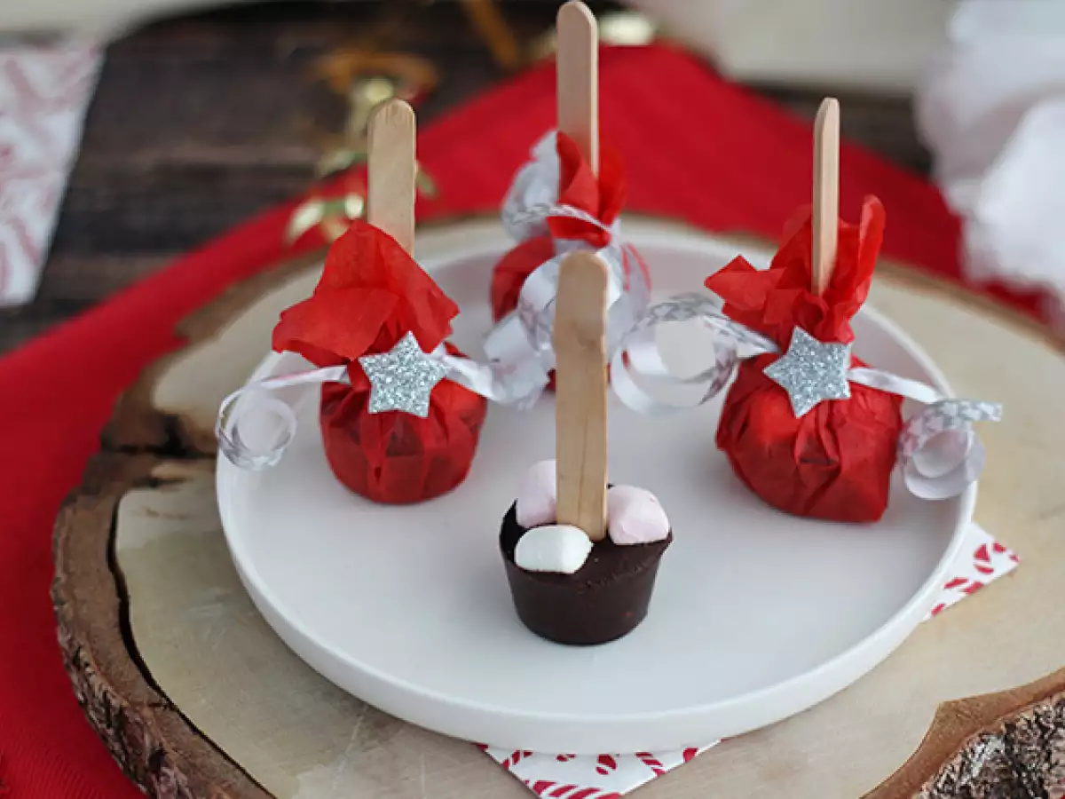 Lizaki do gorącej czekolady z gorzkiej czekolady i pianek marshmallow - zdjęcie 5