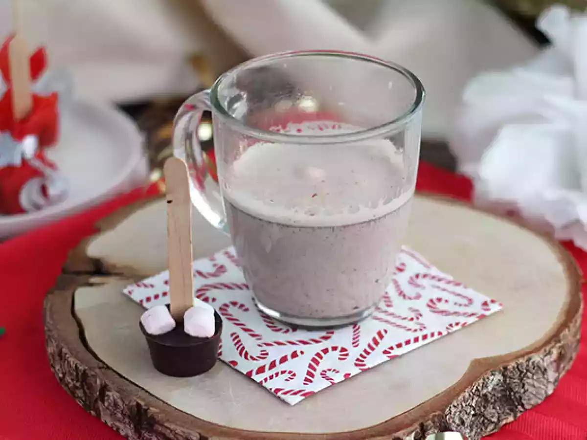 Lizaki z gorącej czekolady: ciemna czekolada + pianki marshmallow - zdjęcie 3