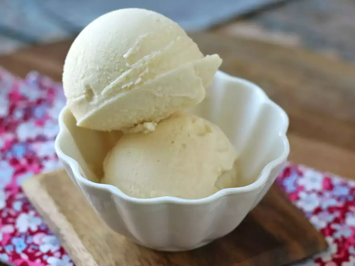 Lody waniliowe z urządzenia Ninja Creami