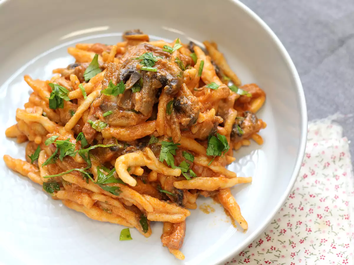 Makaron alla boscaiola – idealne danie na jesień i zimę - zdjęcie 2