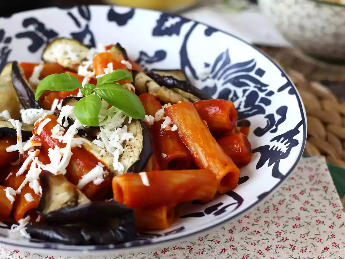 Makaron sycylijski z bakłażanem, łatwa i lekka wersja - Pasta alla Norma - zdjęcie 2