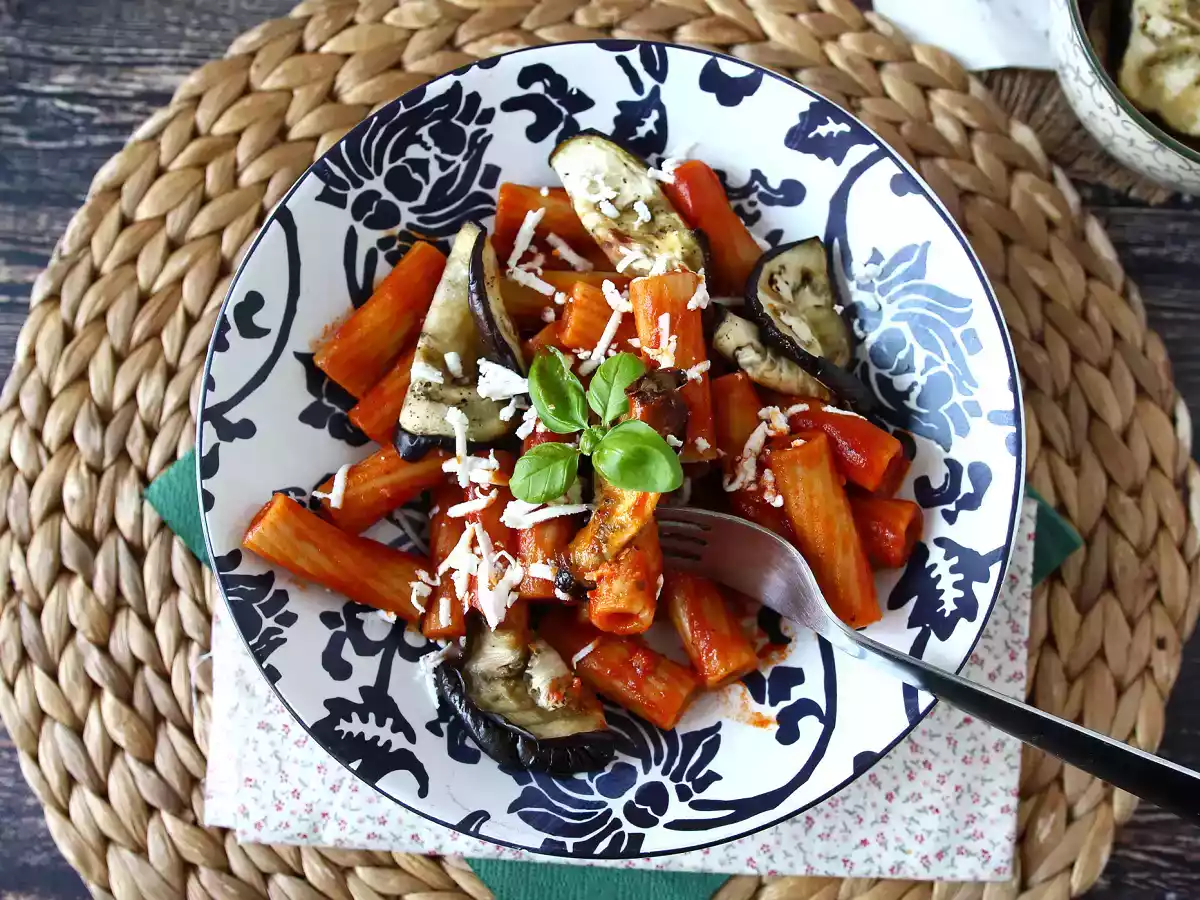 Makaron sycylijski z bakłażanem, łatwa i lekka wersja - Pasta alla Norma - zdjęcie 3