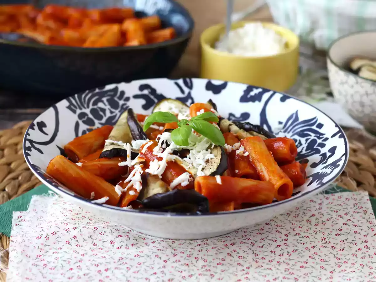 Makaron sycylijski z bakłażanem, łatwa i lekka wersja - Pasta alla Norma - zdjęcie 6