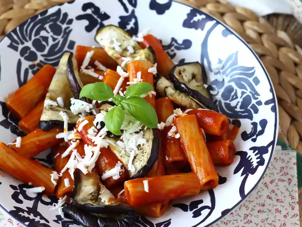 Makaron sycylijski z bakłażanem, łatwa i lekka wersja - Pasta alla Norma - zdjęcie 7