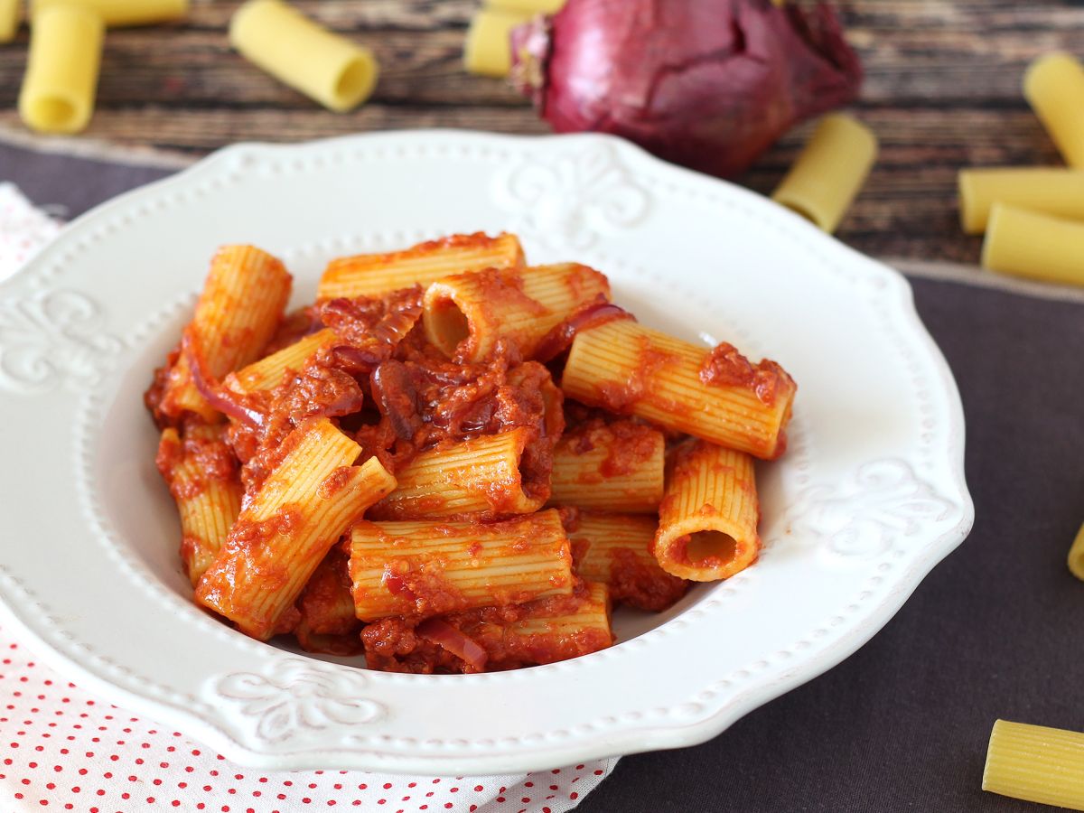 Makaron z 'Nduja, łatwe do przygotowania kalabryjskie danie z makaronem - zdjęcie 5