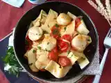 Makaron z przegrzebkami, eleganckie pierwsze danie z owocami morza, zdjęcie 3