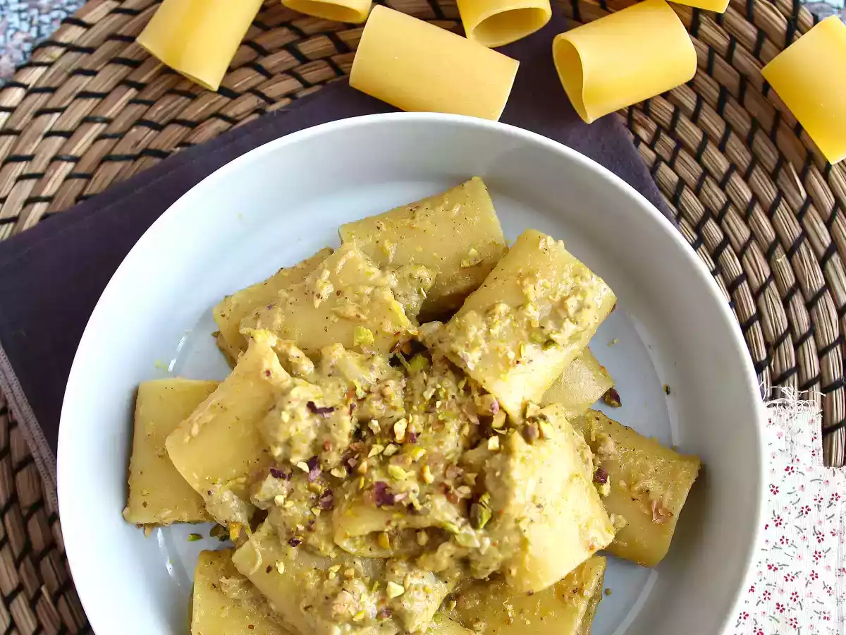Makaron z tuńczykiem, pistacjami i cytryną - zdjęcie 3
