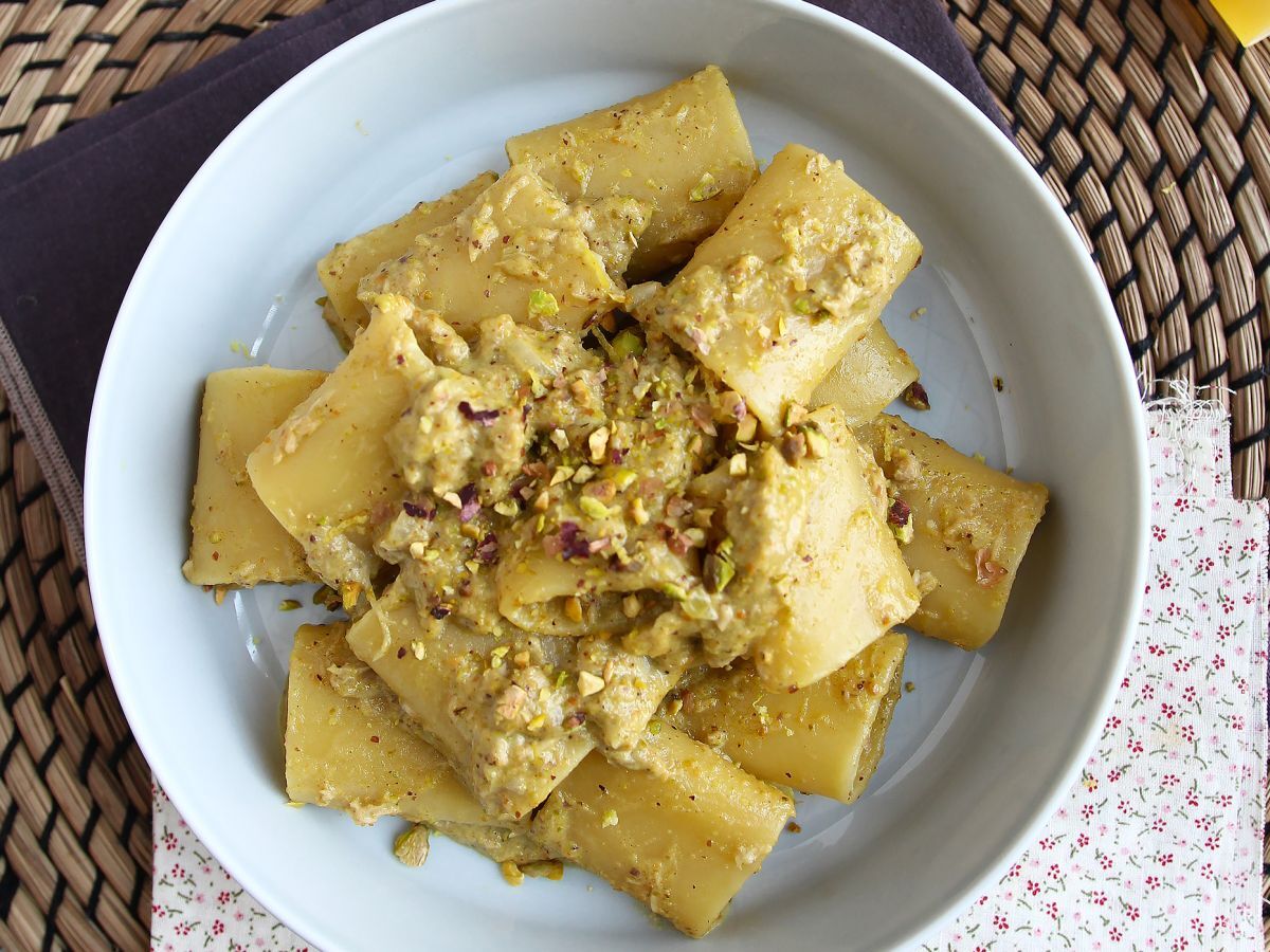 Makaron z tuńczykiem, pistacjami i cytryną - zdjęcie 5