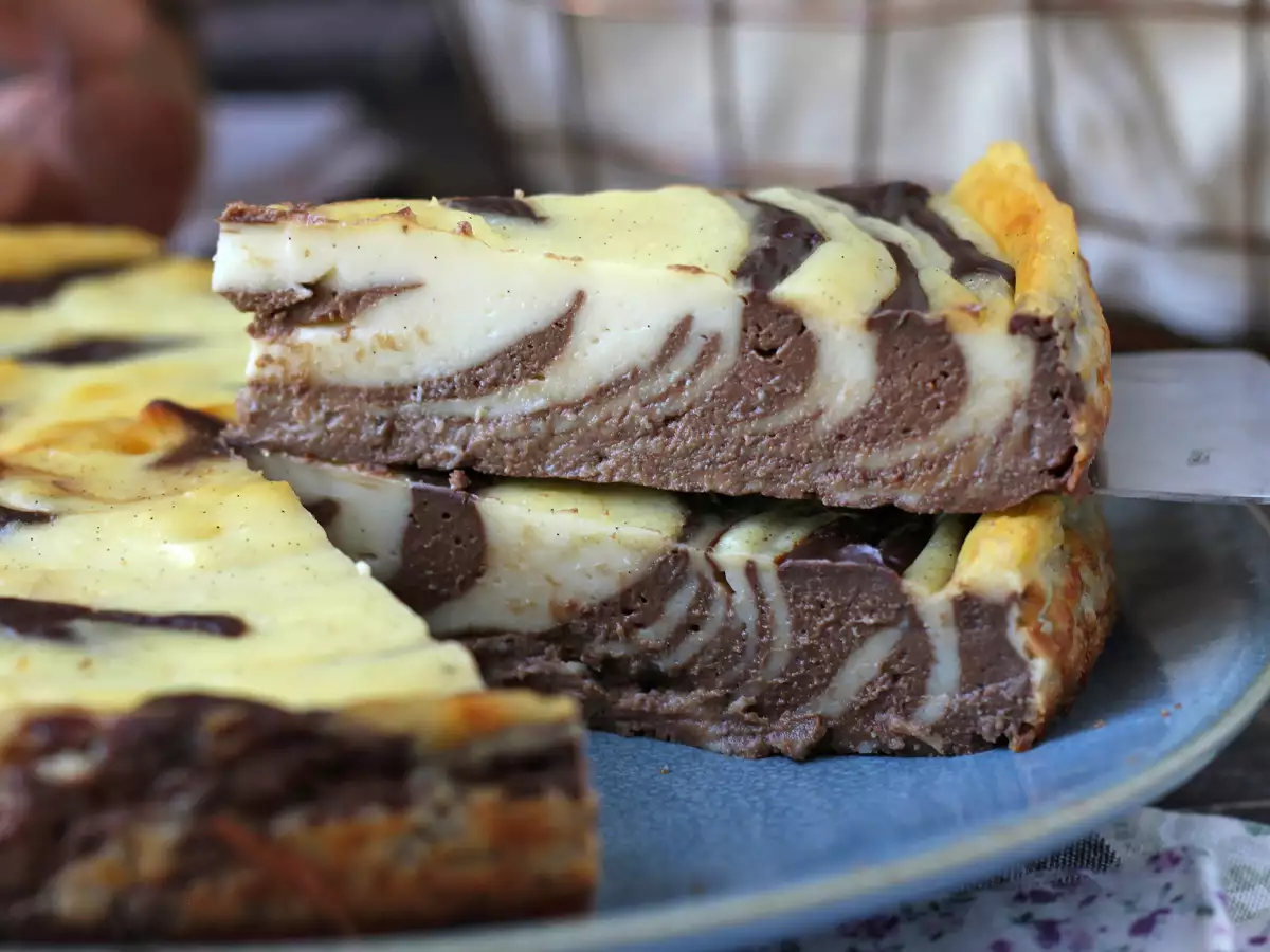 Marmurkowy flan bez spodu – wyjątkowo łatwy deser z efektem wow - zdjęcie 3