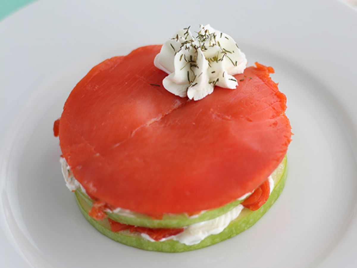Mille feuille z łososiem i zielonym jabłkiem - zdjęcie 4