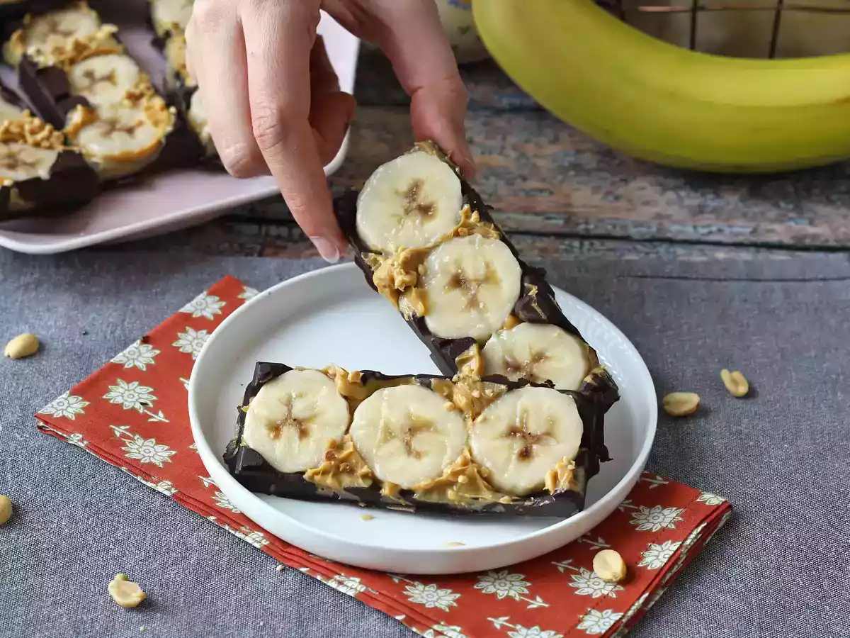 Mini batoniki z bananami, masłem orzechowym i czekoladą, bardzo smaczne, bez dodatku cukru. - zdjęcie 4