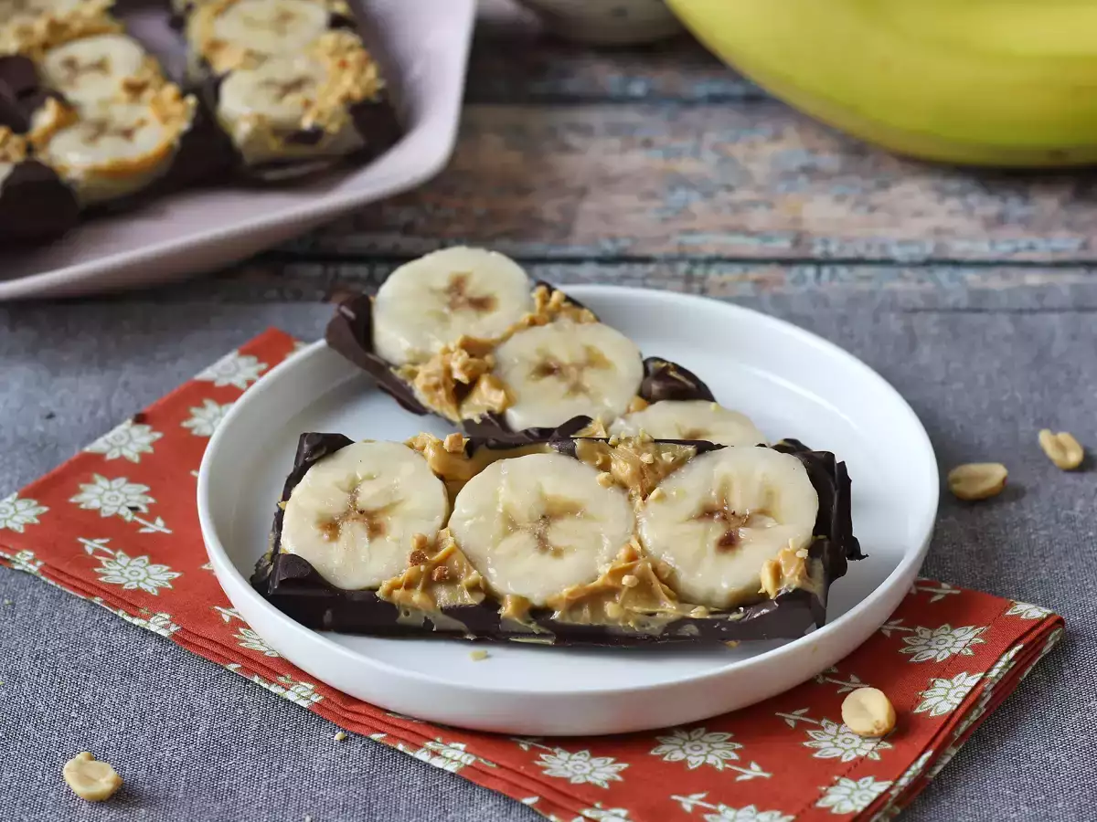 Mini tabliczki czekoladowe z bananem i masłem orzechowym – pyszne i bez dodatku cukru - zdjęcie 2