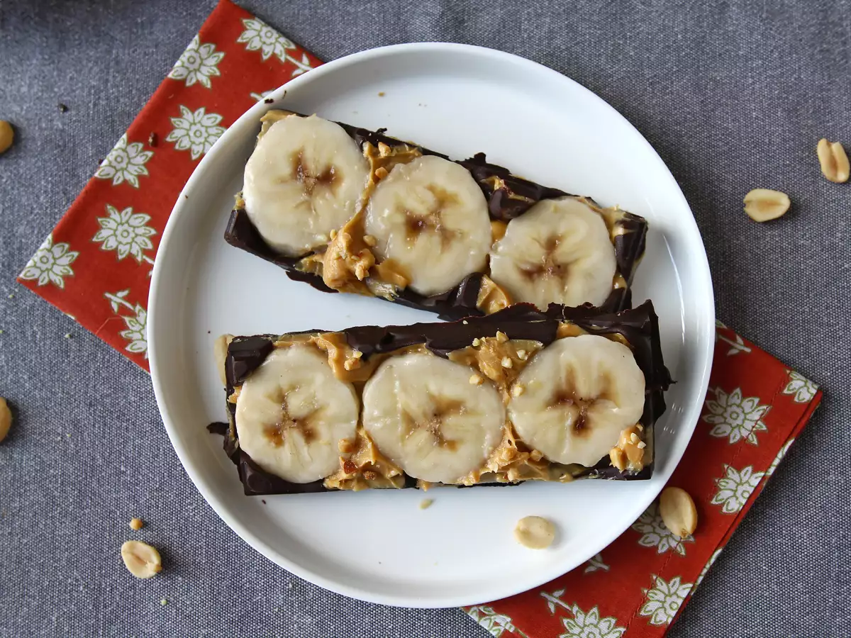 Mini tabliczki czekoladowe z bananem i masłem orzechowym – pyszne i bez dodatku cukru - zdjęcie 5