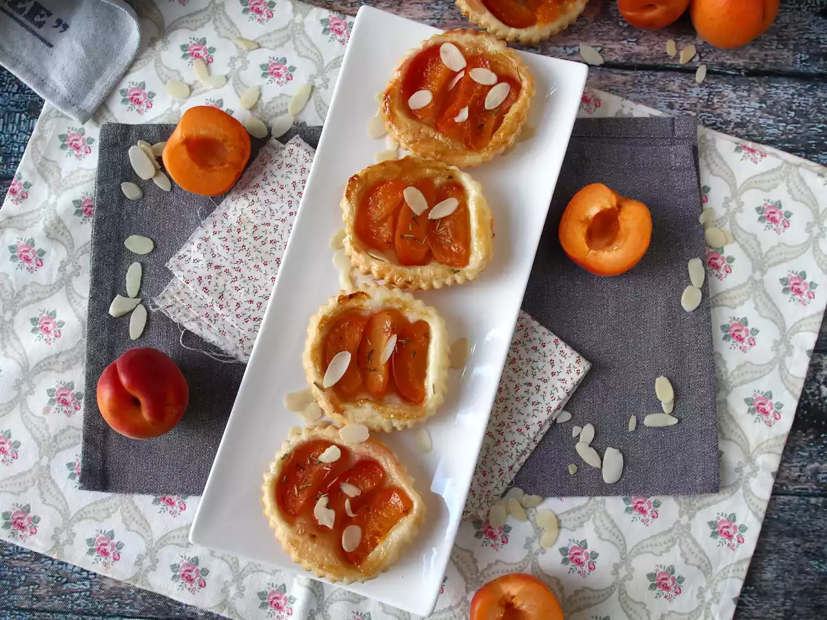 Morelowe tarteletki tatin – szybki deser na przyjęcie! - zdjęcie 5