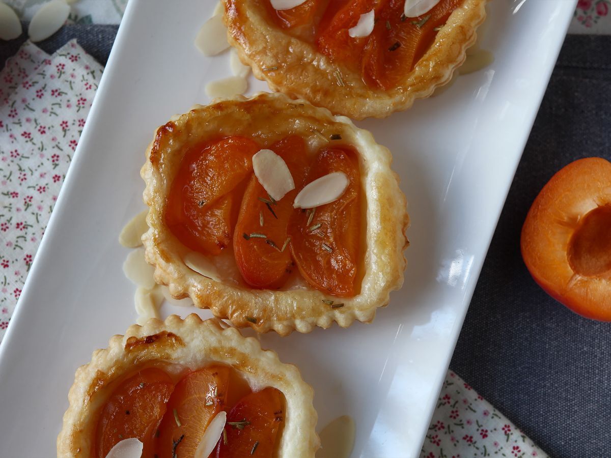 Morelowe tarteletki tatin – szybki deser na przyjęcie! - zdjęcie 6