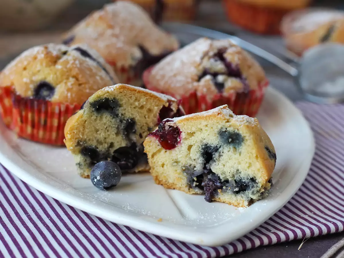 Muffinki z jagodami – miniaturowa wersja pirenejskiego ciasta! - zdjęcie 6