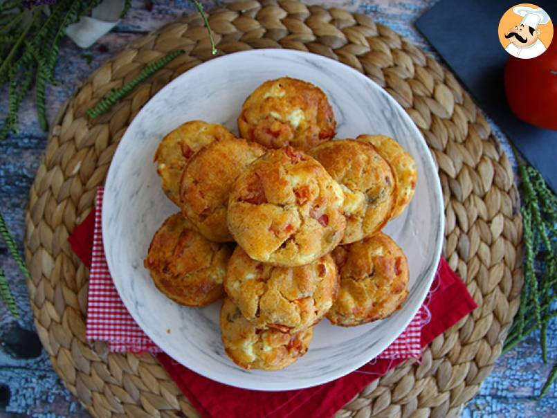 Muffiny z tuńczykiem, pomidorami i fetą - zdjęcie 2