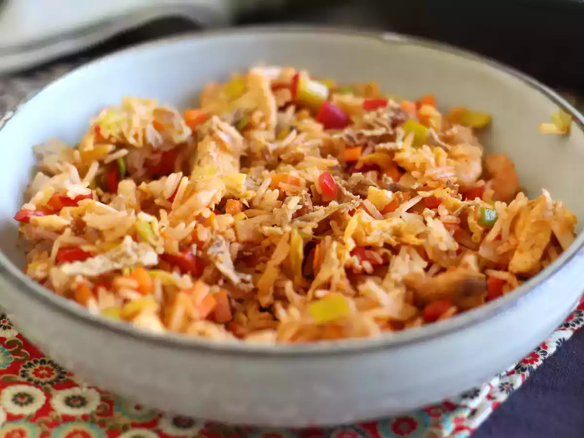 Nasi goreng, indonezyjskie danie z ryżu - zdjęcie 3