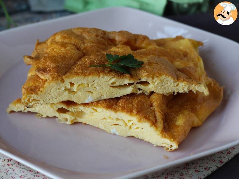 Omlet we frytkownicy powietrznej, lekki przepis bez brudzenia czegokolwiek w kuchni! - zdjęcie 3