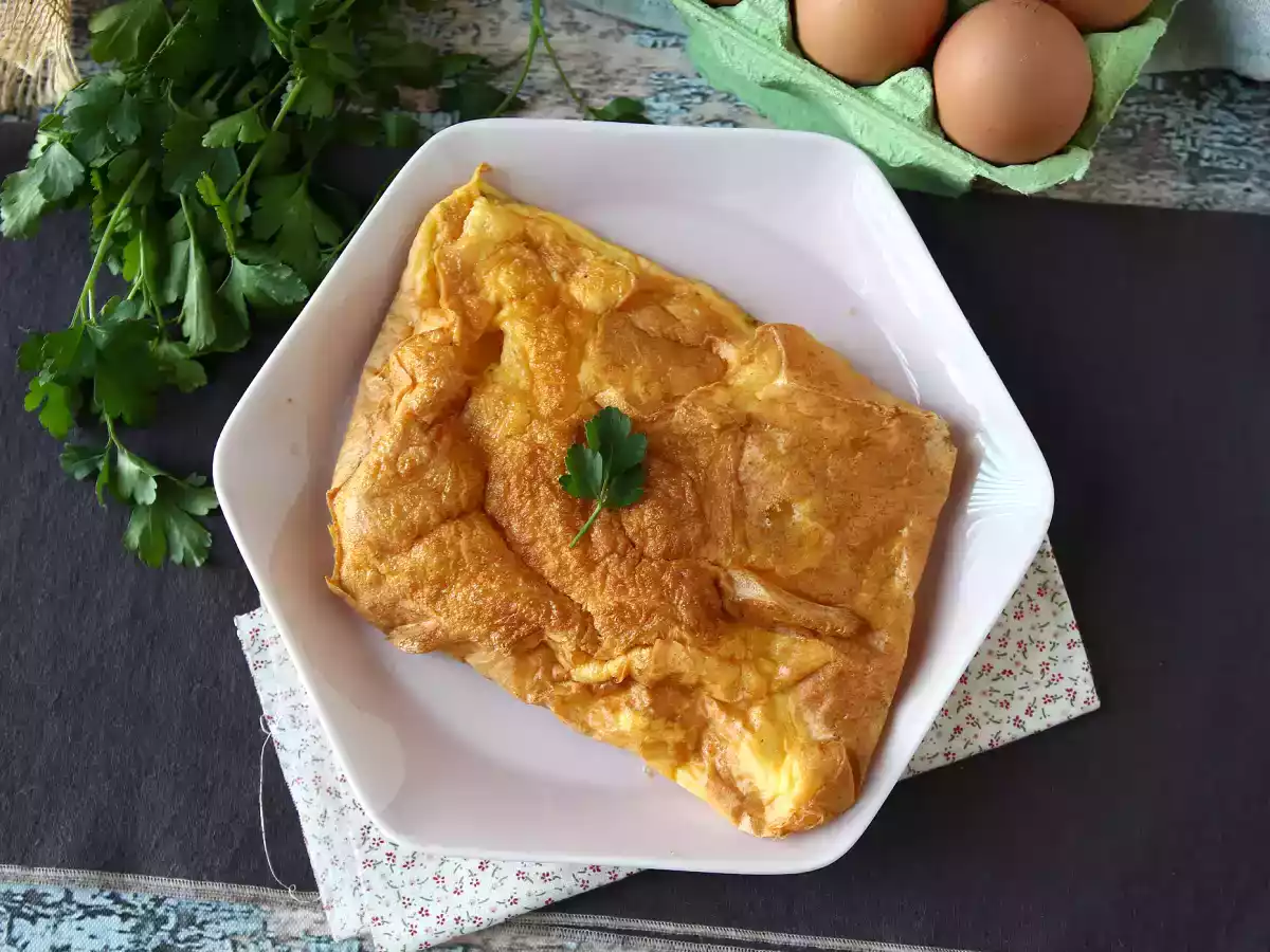 Omlet we frytkownicy powietrznej, lekki przepis bez brudzenia czegokolwiek w kuchni! - zdjęcie 5
