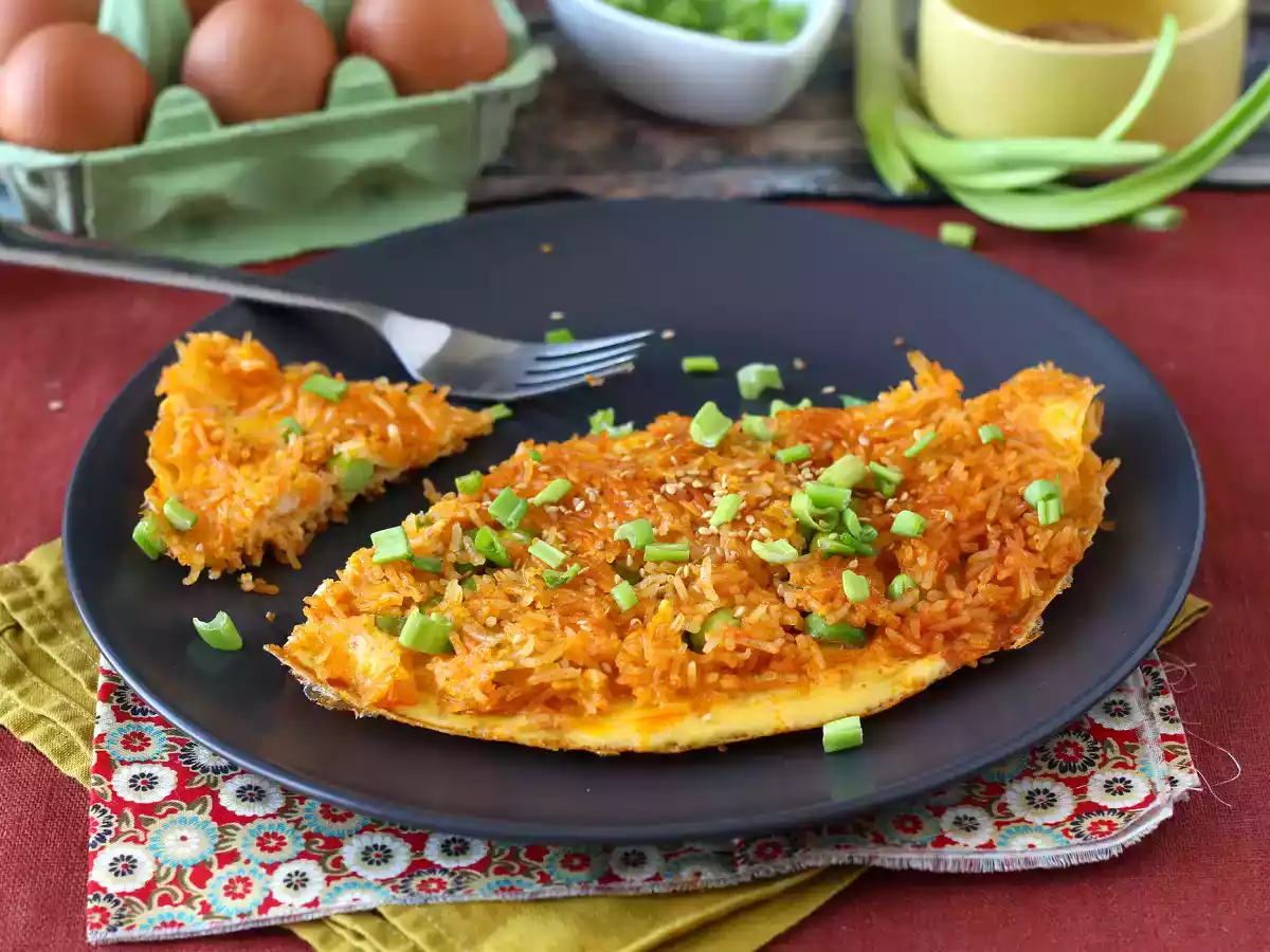 Omlet z chrupiącym ryżem i ziarnami soi, pikantny posiłek, który jest szybki i bezodpadowy! - zdjęcie 2