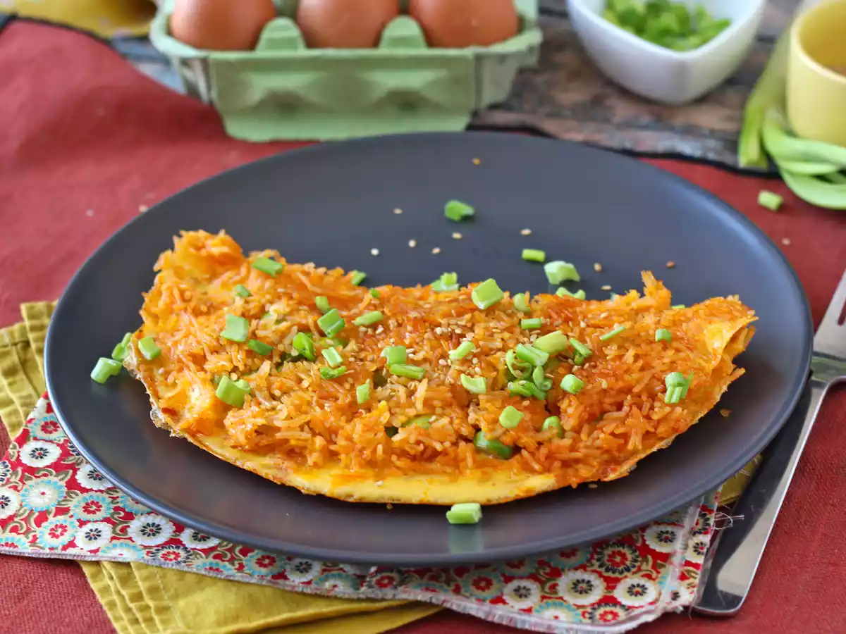 Omlet z chrupiącym ryżem i ziarnami soi, pikantny posiłek, który jest szybki i bezodpadowy! - zdjęcie 3