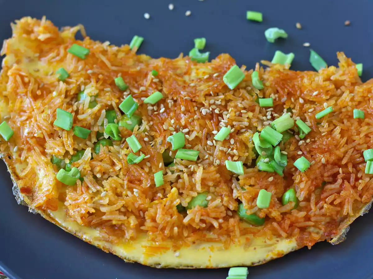 Omlet z chrupiącym ryżem i ziarnami soi, pikantny posiłek, który jest szybki i bezodpadowy! - zdjęcie 5