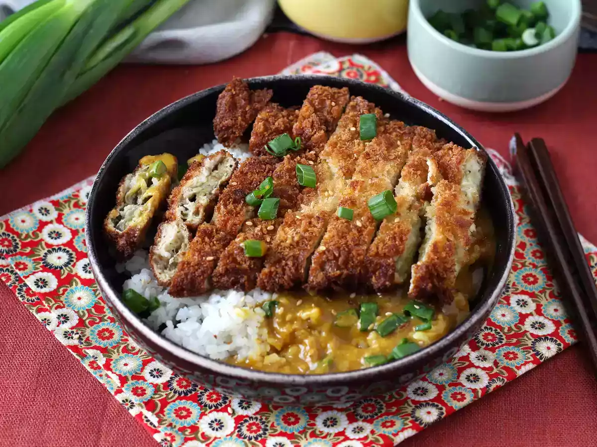 Panierowany bakłażan z bułką tartą panko w stylu japońskiego curry katsu, ale wegetariański - zdjęcie 4