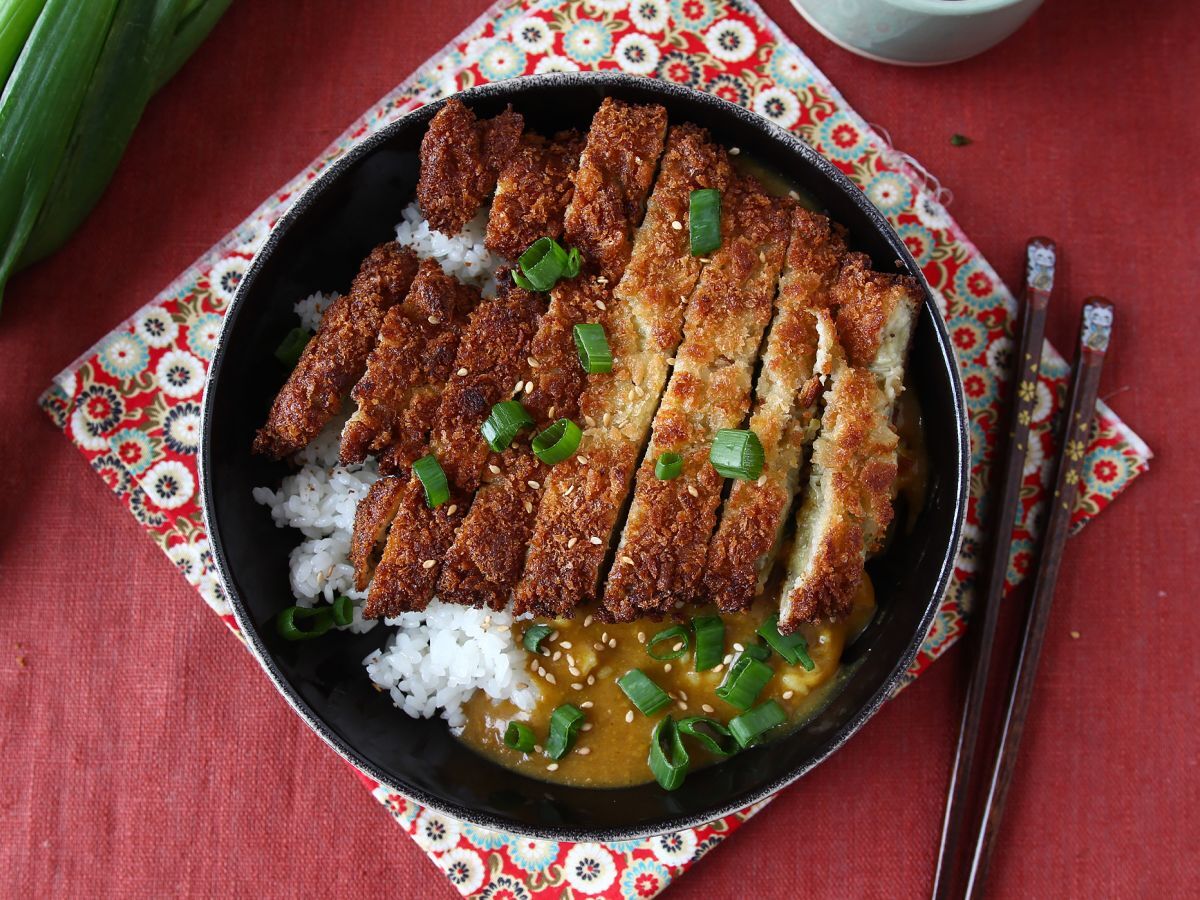 Panierowany bakłażan z bułką tartą panko w stylu japońskiego curry katsu, ale wegetariański - zdjęcie 5