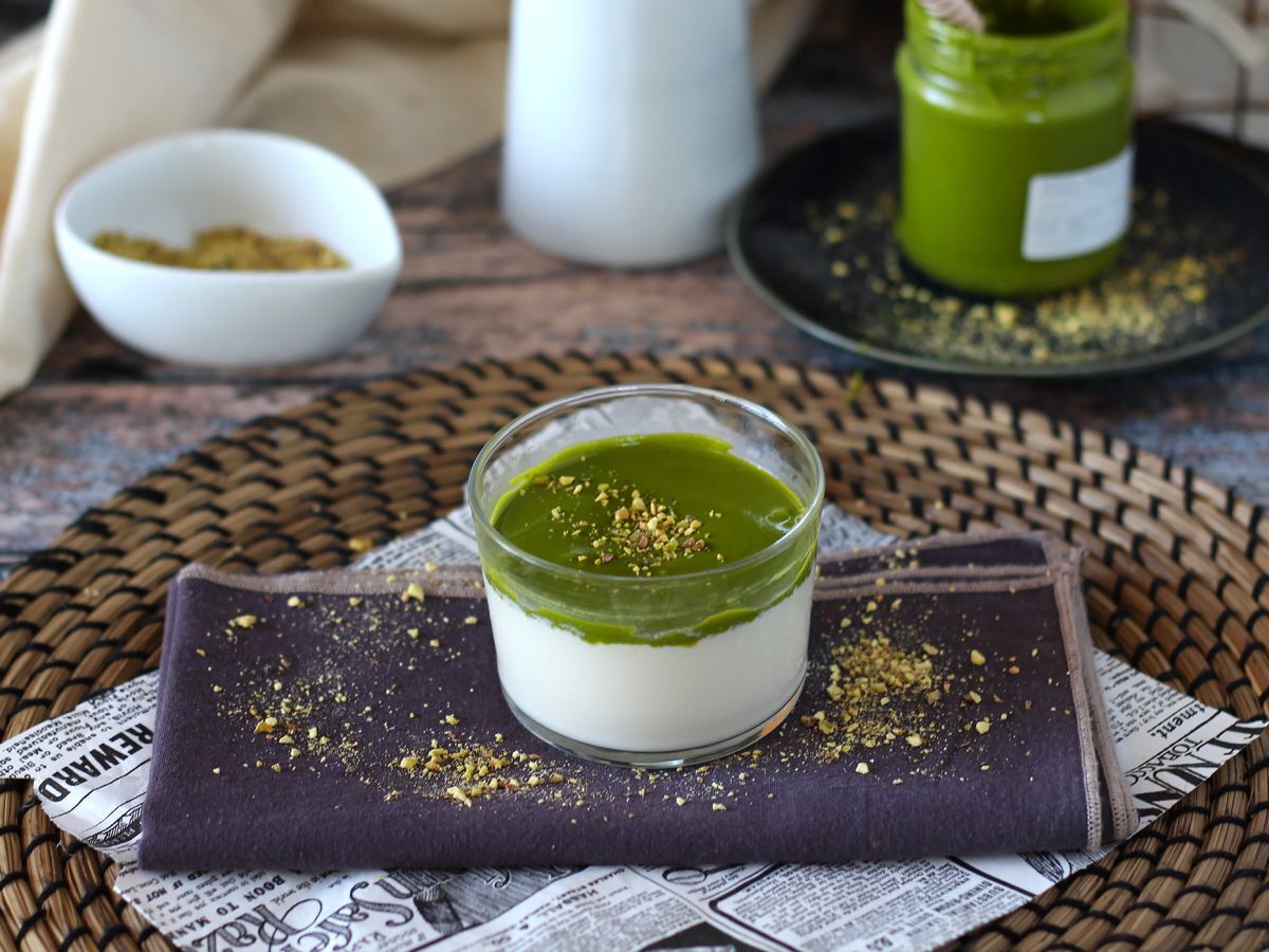 Panna cotta pistacjowa - łatwy przepis, który wszyscy uwielbiają! - zdjęcie 4