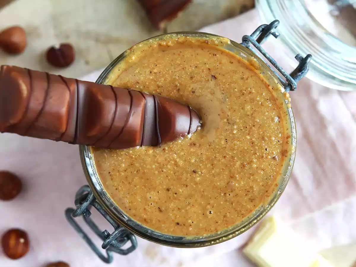 Pasta do smarowania o smaku Kinder Bueno - tylko 2 składniki - zdjęcie 5