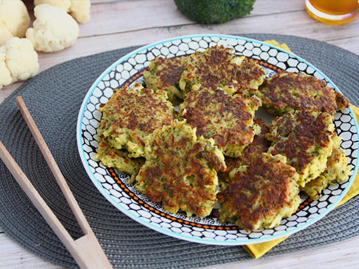 Paszteciki z kalafiora i brokułów z curry - zdjęcie 5