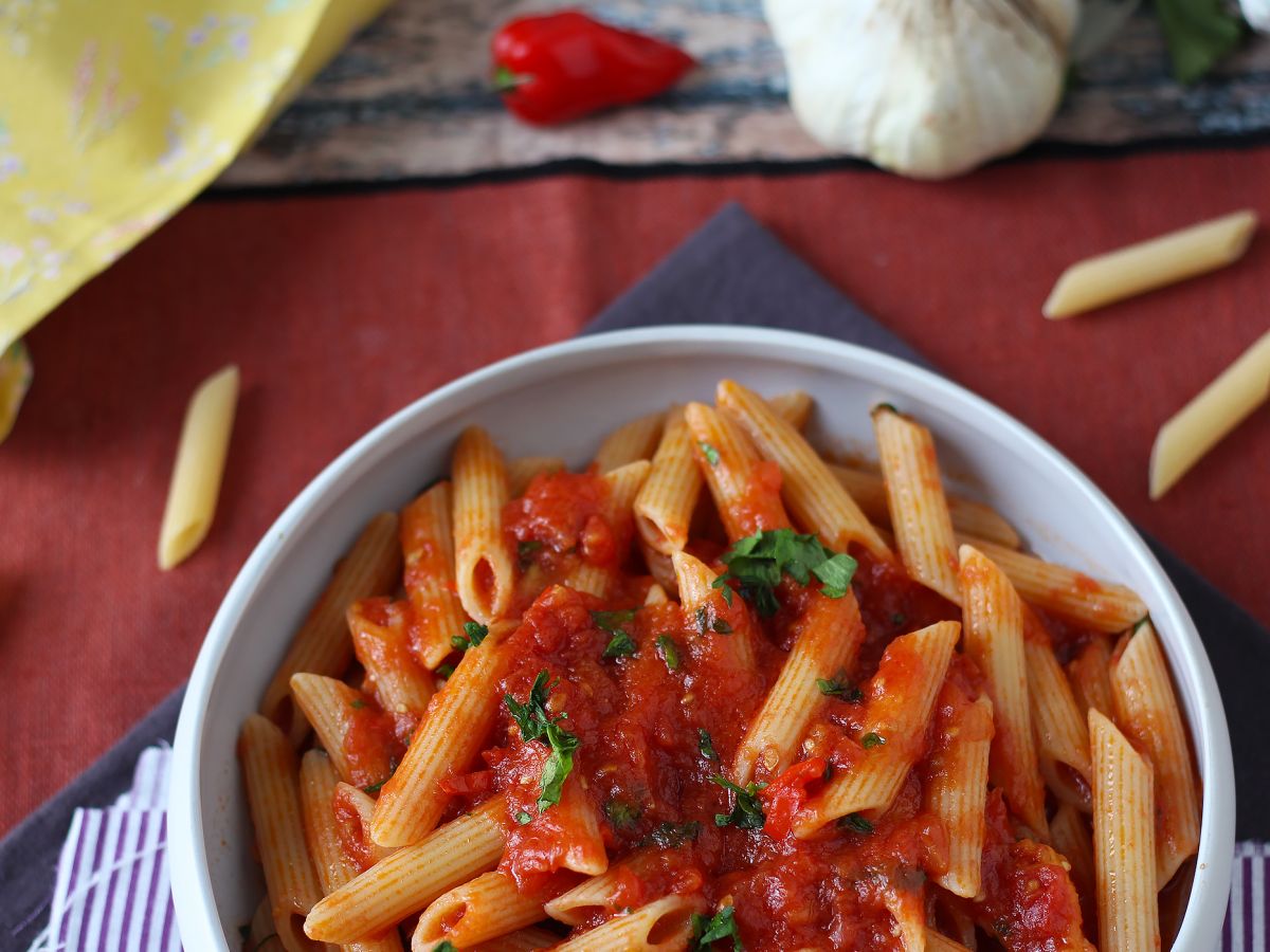 Penne all'arrabbiata: rozgrzewający włoski klasyk! - zdjęcie 4