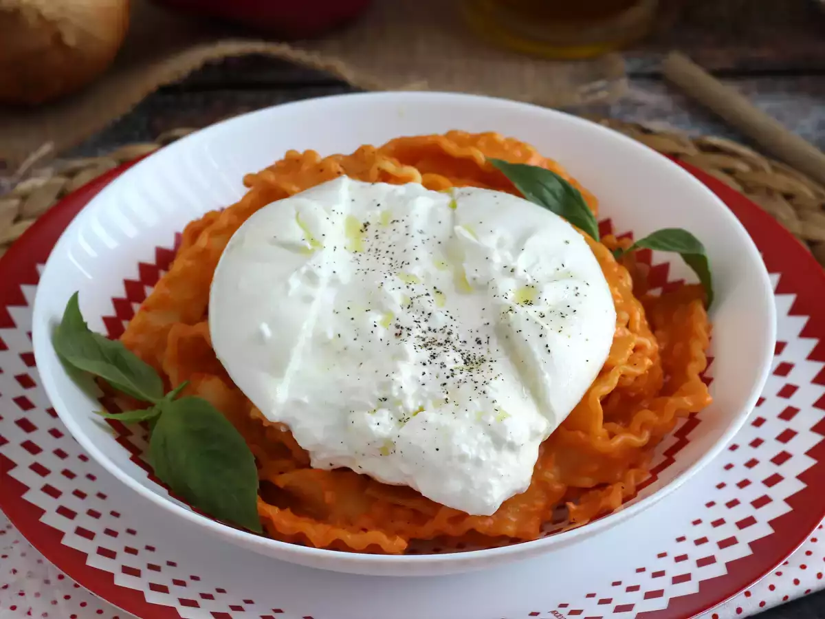 Pesto kalabryjskie z kremową burratą - zdjęcie 4