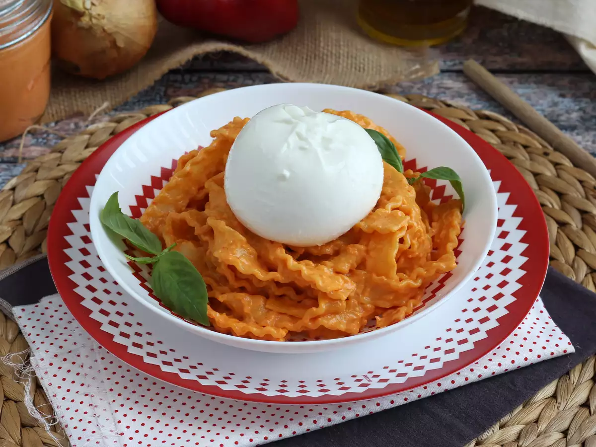Pesto kalabryjskie z kremową burratą - zdjęcie 5