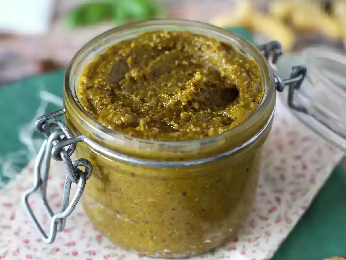 Pesto pistacjowe, łatwy i smaczny sos - zdjęcie 2