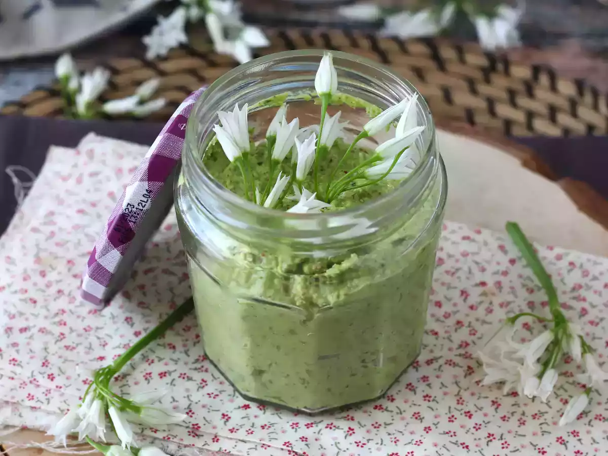 Pesto z czosnku niedźwiedziego, aromatyczne i super smaczne!