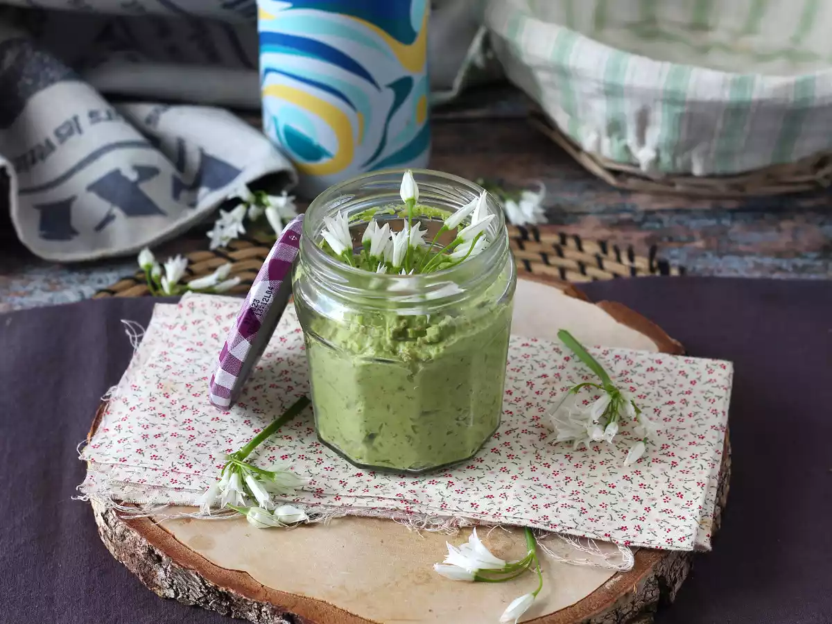Pesto z czosnku niedźwiedziego, aromatyczne i super smaczne! - zdjęcie 6