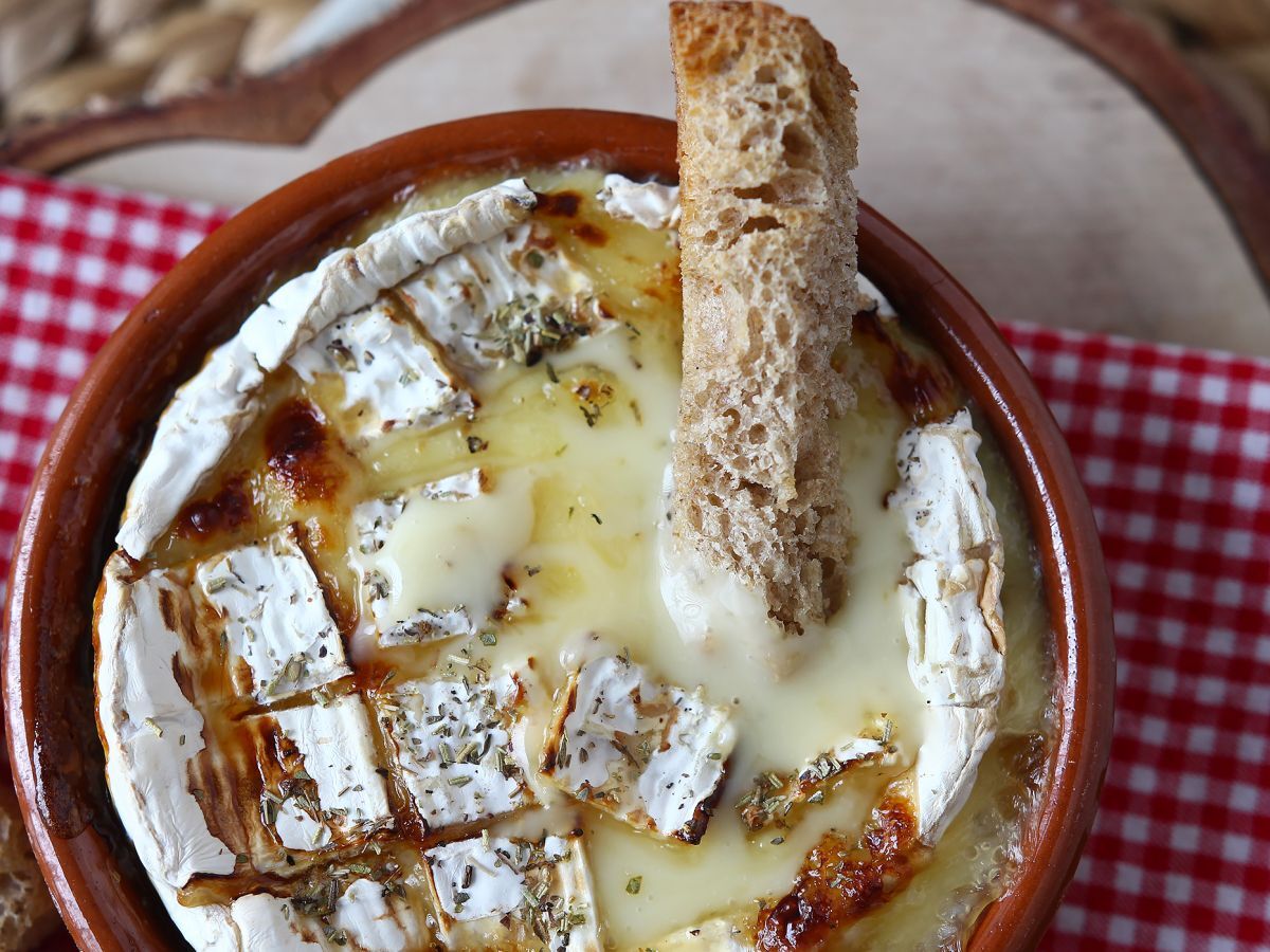 Pieczony ser camembert w frytkownicy powietrznej! - zdjęcie 5